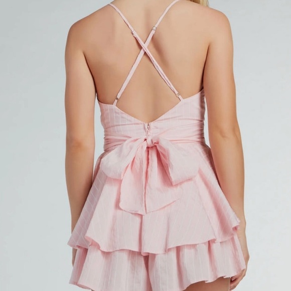 NWOT Windsor The Perfect Striped Bow Ruffled Romper size S - Picture 8 of 12